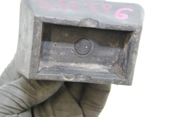 BMW 3 E46 X3 E83 ЗАМОК РЕЗИНОВАЯ НОЖКА ОРИГИНАЛ 8268885