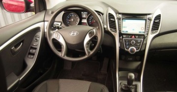 Hyundai i30 II Wagon Facelifting 1.4 MPI 100KM 2017 Hyundai i30 Hyundai i30 1.4 Passion 1.4 Benzyna 100KM, zdjęcie 4