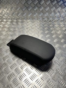 LOKETNÍ OPĚRKA KŮŽE JEEP AVENGER 23-