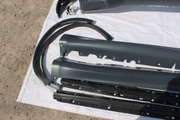 Обвес передний бампер, боковые юбки BMW X5 F15 в стиле M-Pak