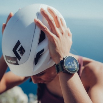 Умные часы SUUNTO Вертикальные титановые солнечные часы, зеленые