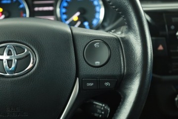 Toyota Corolla XI Sedan 1.6 Valvematic 132KM 2015 Toyota Corolla 1.6 Valvematic, Salon Polska, zdjęcie 19