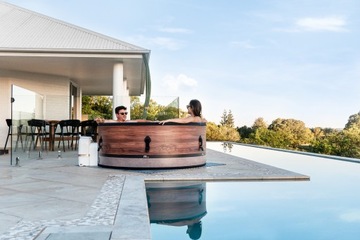 СПА С ГИДРОМАССАЖНЫМ ДУЭТОМ MSpa НАДУВНЫЕ 6 ЧЕЛОВЕК OZON WIFI UVC 6 ЧЕЛОВЕК 2024 Wi-Fi