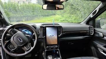 Ford Ranger VI Raptor 3.0 EcoBlue 240KM 2023 Ford Ranger 3.0 Turbo 240KM Wildtrak Poduszki pneumatyczne FV Lift 2023, zdjęcie 4