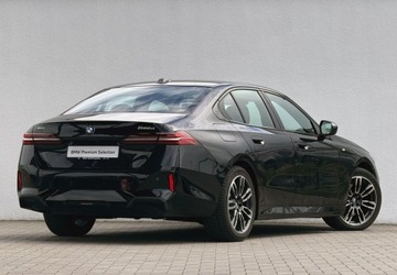 BMW Seria 5 G90-91 Touring 2.0 520d 197KM 2024 BMW Seria 5 520d xDrive M Pakiet 197KM Gwarancja Digital Key 23 2.0 Diesel, zdjęcie 1