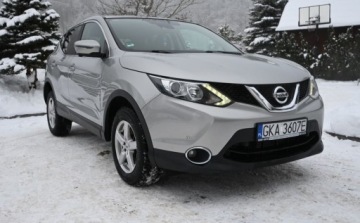 Nissan Qashqai II Crossover 1.2 DIG-T 115KM 2016 Nissan Qashqai 1.2 DIG-T N-Vision Xtronic Kamera 360 Nawigacja 1.2 Benzyna, zdjęcie 11