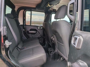 Jeep Gladiator 2021 Jeep Gladiator Sport 2021 3.6l 3.6 Benzyna 285KM, zdjęcie 10