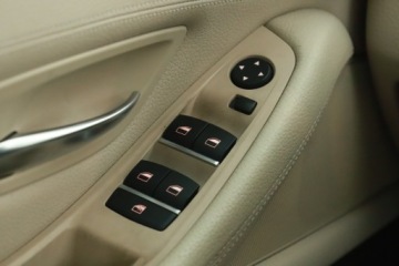 BMW Seria 5 F10-F11 Touring Facelifting 530d 258KM 2016 BMW 5 530d xDrive, Salon Polska, Serwis ASO, zdjęcie 16