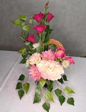 Букет-букет, украшение могилы, кладбище, ваза