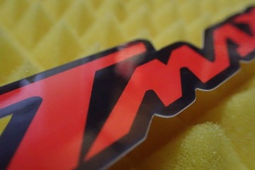 НАКЛЕЙКА YAMAHA TMAX НАКЛЕЙКА T-MAX 13,3 x 3 см