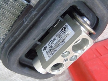 BMW X5 F15 CHLADIČ RADIÁTORU 6411 6841534-01