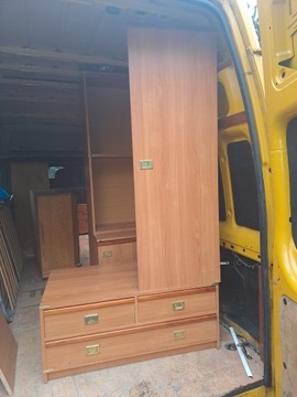 Szafa ubraniowa z szufladami, 180 cm wys 100 cm szer + słupek.