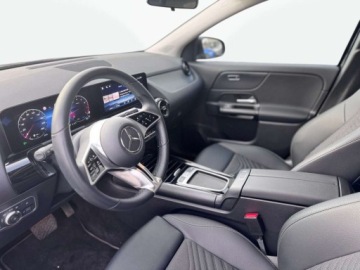 Mercedes GLA II Off-roader Facelifting 1.3 180 136KM 2024 Mercedes-Benz GLA GLA 180 Kamera cofania MBUX LED Podgrzewane fotele, zdjęcie 10