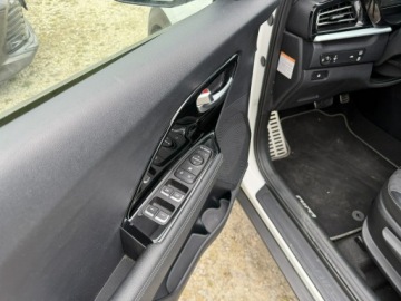 Kia Niro I 2018 Kia Niro 1.6 Hybryda 61 tys km Lekko uszkodzony, zdjęcie 7