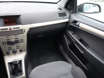 Opel Astra H Sedan 1.6 ECOTEC 115KM 2008 Opel Astra 1.6 16V, Klima, Klimatronic, El. szyby, zdjęcie 7