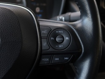 Toyota Corolla XII Sedan 1.5 VVT-i 125KM 2021 Toyota Corolla 1.5 VVT-i, Salon Polska, zdjęcie 16