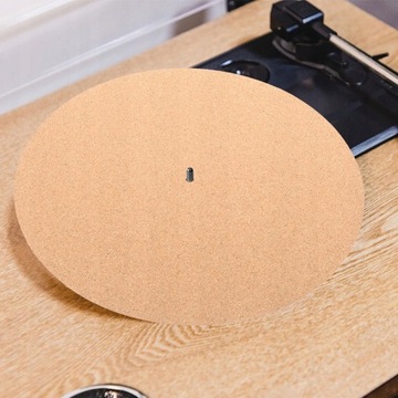 Проигрыватель виниловых пластинок, проигрыватель виниловых пластинок, пробковый коврик