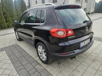 Volkswagen Tiguan I SUV 2.0 TSI 170KM 2010 Volkswagen Tiguan 2.0 170 Km Klimatronik, 4x4, zdjęcie 2