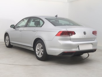 Volkswagen Passat B8 Limousine Facelifting 1.5 TSI EVO 150KM 2020 VW Passat 1.5 TSI, Salon Polska, Klima, zdjęcie 3