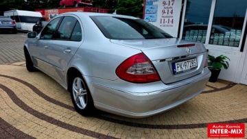 Mercedes Klasa E W211 Sedan W211 3.0 V6 (320 CDI) 224KM 2006 Mercedes-Benz Klasa E 3,2 Cdi niski przebieg 3.0 Diesel 225KM, zdjęcie 5
