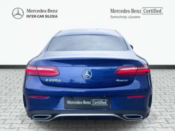 Mercedes Klasa E W213 Coupe Facelifting 2.0 E220d 194KM 2020 Mercedes-Benz Klasa E E 220 d 4MATIC Coupe AMG Panorama Burmester Wide, zdjęcie 5