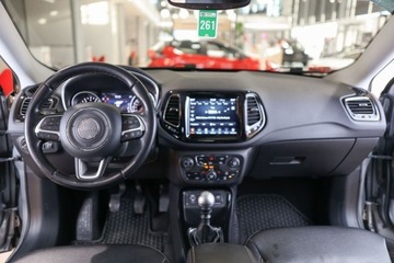 Jeep Compass II SUV 1.4 MultiAir 140KM 2019 Jeep Compass 1.4 TMair Night Eagle FWD SS 1.4 Benzyna 140KM, zdjęcie 4