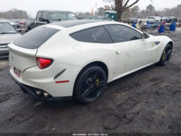 Ferrari 2016 Ferrari FF 2016 6.3 6.3 Benzyna 651KM, zdjęcie 5