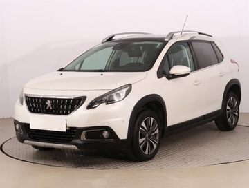 Peugeot 2008 I SUV Facelifting 1.2 PureTech 110KM 2016 Peugeot 2008 1.2 PureTech, Salon Polska, Automat, zdjęcie 1