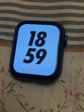 Умные часы Apple Watch Series 6 GPS + Cellular 44 мм, черные