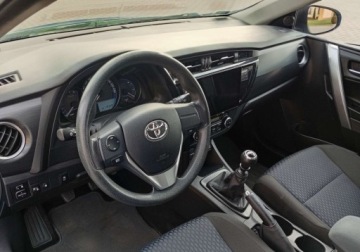 Toyota Auris II Hatchback 5d Dual VVT-i 100 99KM 2014 Toyota Auris Kupiony w Polsce - benzyna - przebieg 119.000 km 1.3 Benzyna, zdjęcie 18