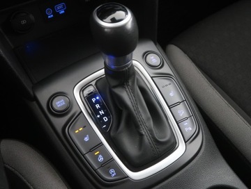 Hyundai Kona I Crossover 1.6 T-GDI 177KM 2018 Hyundai Kona 1.6 T-GDI, Salon Polska, Serwis ASO, zdjęcie 15