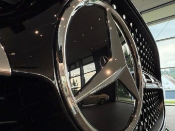 Mercedes GLA II Off-roader Facelifting 1.3 200 163KM 2025 MERCEDES-BENZ GLA 200 AMG Line Suv 1.3 (163KM) 2025, zdjęcie 4