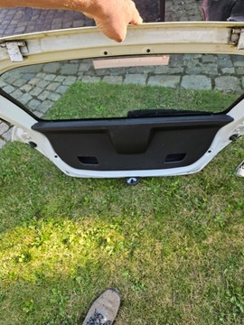 KRYT KUFRU VÍKO KUFRU ZADNÍ OPEL CORSA E
