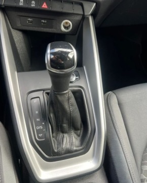 Audi A2 2018 Audi A1 Sportback Wirtualny kokpit Automat Tempomat 1.4 Benzyna 122KM, zdjęcie 15