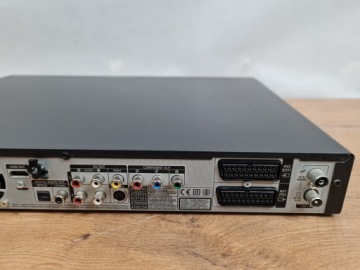 Samsung DVD-HR755 – DVD-плеер/рекордер + пульт дистанционного управления