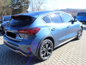 Ford Focus IV Kombi Facelifting 1.0 EcoBoost MHEV 155KM 2025 Od ręki - Active X 1.0 EcoBoost 155KM / Pakiet Parking, Winter, Hak, zdjęcie 3