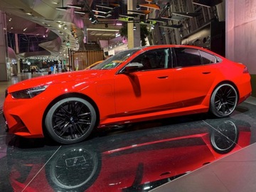 BMW Seria 5 G90-91 2026 BMW Seria 5 M5 Sedan 4.4 (727KM) 2026, zdjęcie 1