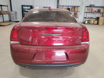 Chrysler 300C II 2023 Chrysler 300 Touring 2023 3.6l 3.6 Benzyna 292KM, zdjęcie 2