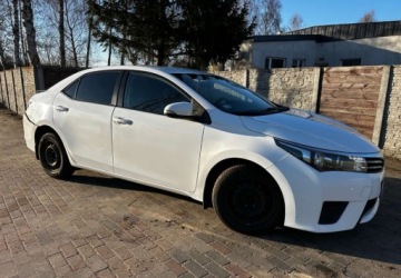 Toyota Corolla XI Sedan 1.4 D-4D 90KM 2015 Toyota Corolla TOYOTA COROLLA 1.4 D4D 1.4 Diesel 90KM, zdjęcie 8