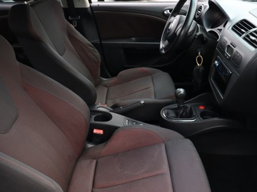 Seat Leon II 2.0 FSI 150KM 2005 Seat Leon 2.0 FSI, Klima, Klimatronic, El. szyby, zdjęcie 8