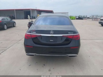 Mercedes Klasa S W223/V223 2022 Mercedes-Benz Klasa S 580 4Matic 2022 4.0l 4.0 Benzyna 496KM, zdjęcie 4