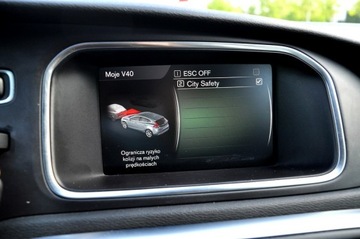 Volvo V40 II 2019 Volvo V40 2.0 T2 122KM RDesign Panorama Skóra, zdjęcie 29