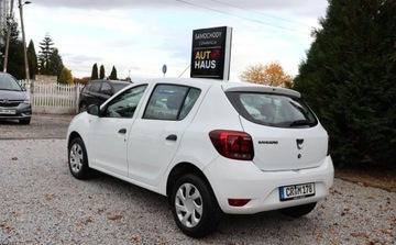 Dacia Sandero II Hatchback 5d Facelifting 1.0 SCe 73KM 2018 Dacia Sandero Gwarancja 12 miesiecy. Benzyna 73KM, zdjęcie 3