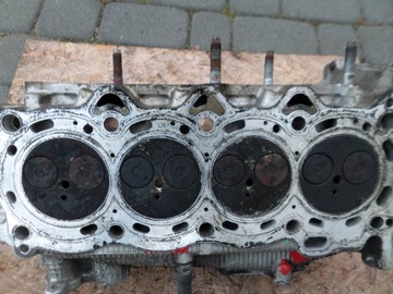 Toyota Yaris 2 1.4 D4D 1-клапанная головка двигателя