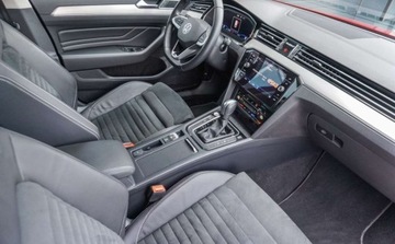 Volkswagen Passat B8 2021 Volkswagen Passat 2.0TDI 150KM Elegance DSG Virtual cockpit 53000km Grzana, zdjęcie 15