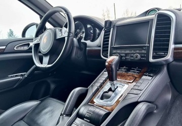 Porsche Cayenne II SUV 3.0 S Hybryda 380KM 2012 Porsche Cayenne Porsche Cayenne 3.0 Hybryda 379KM, zdjęcie 37