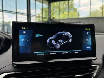 Peugeot 3008 II Plug-In Hybrid Facelifting 1.6 HYBRID 225KM 2022 Peugeot 3008 Plug In Hybrid Allure Pack Kamera cofania Nawigacja CarPla, zdjęcie 34