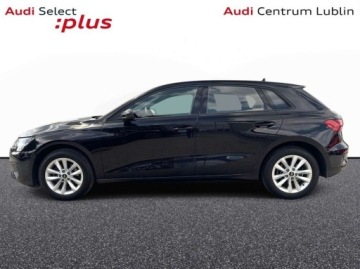 Audi A3 8Y Sportback 1.5 35 TFSI 150KM 2023 Audi A3 Sportback Kamera cofania ,Tempomat , Kluczyk komfortowy , Smartpho, zdjęcie 7