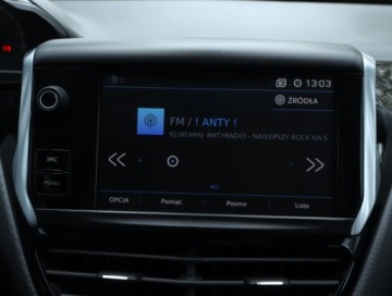 Peugeot 2008 I SUV Facelifting 1.2 PureTech 110KM 2017 Peugeot 2008 1.2 PureTech, Salon Polska, zdjęcie 11