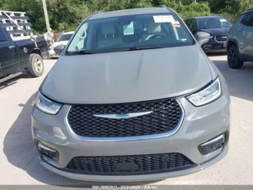 Chrysler Pacifica II 2021 Chrysler Pacifica Hybrid Touring L, 2021r., 3.6L 3.6 Hybryda 260KM, zdjęcie 4